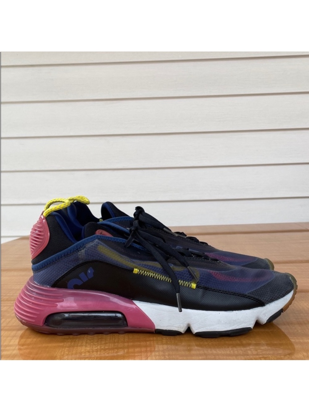 Nike Air Max 2090 Women’s Blue Void Active Fuchsia Sneakers Size 11.5 Running